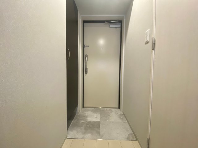 TIRAPALACE天神山の玄関