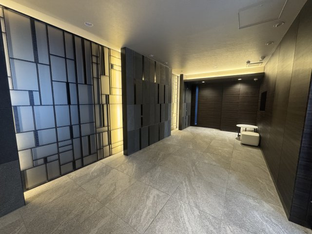 プラウド高岳カームコートのロビー