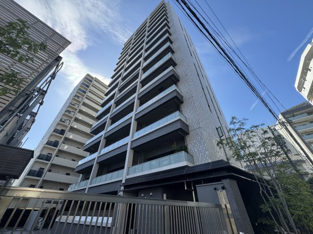 プラウド高岳カームコートの外観