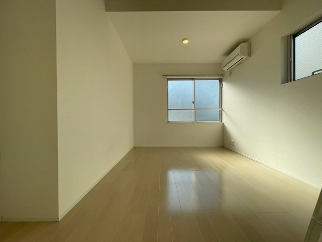 FAIR町屋の居間・リビング