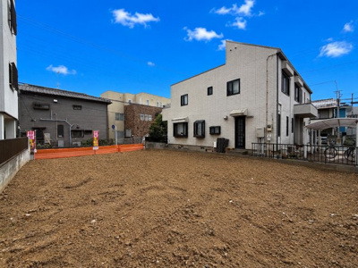 【外観】 | ◆大宮区桜木町　売地◆ | ◆爽やかな青空の下に贅沢なほどに降り注ぐ陽光、豊かな居住性と、クオリティが見事に調和した住空間は、住まうことの喜びを感じさせてくれます。ゆとりある広い敷地で開放的なお住まいです。

