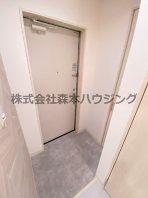 【玄関】 | 　クリエオーレ星田 | きれいな玄関です