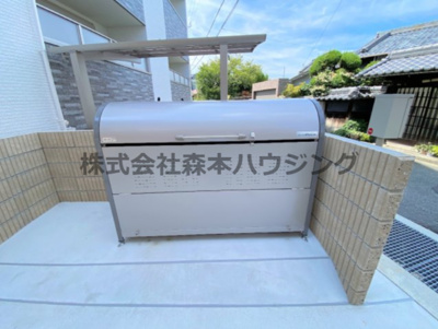 【その他共用部分】 | 　クリエオーレ星田 | 専用ごみ置き場です