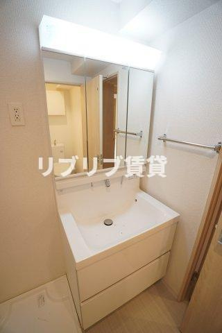 MAJESTIC千葉みなとの洗面所