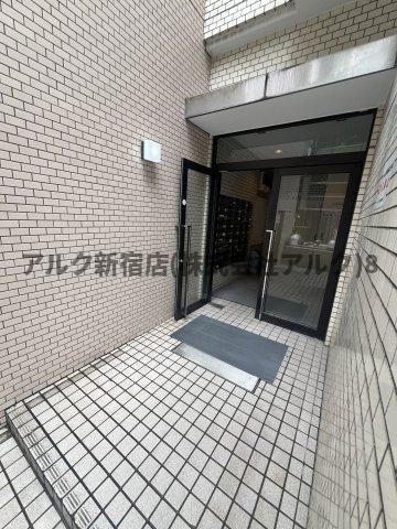 シルバープラザ恵比寿のエントランス