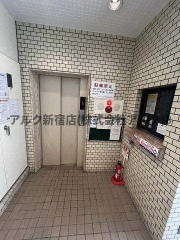 シルバープラザ恵比寿のロビー