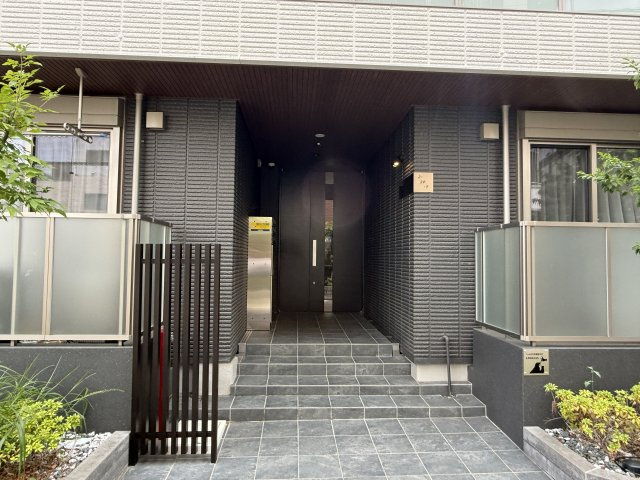 Ｓｈｏｅｎｅｒ　Ｐｌａｔｚ　Ｋｏｅｎｊｉのエントランス