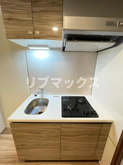 【キッチン】ドゥーエ板橋区役所前