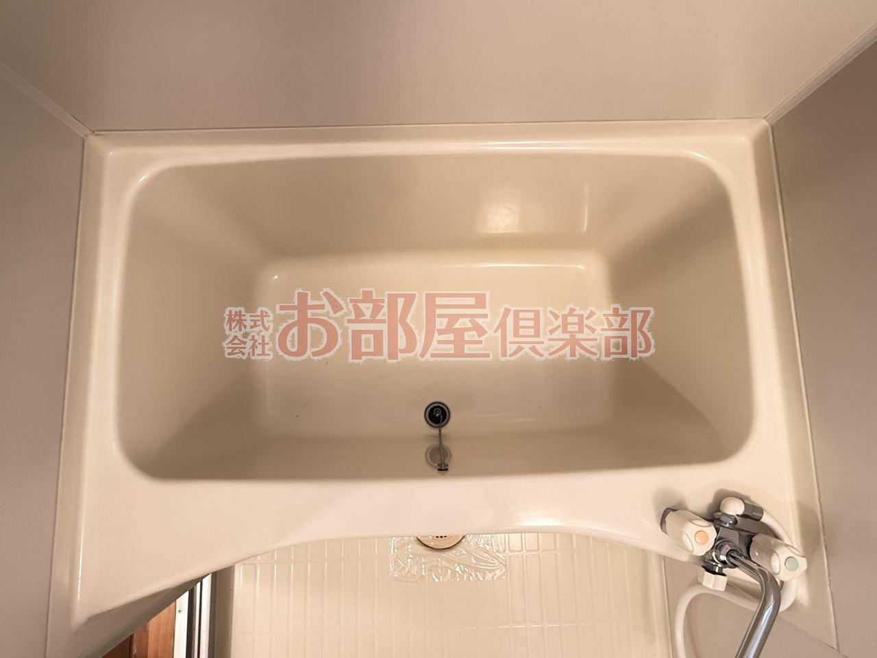 ワンピースの浴室|きれいなお風呂です