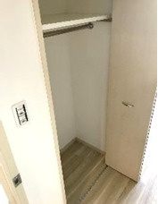 千代田区神田東松下町の賃貸マンションの収納