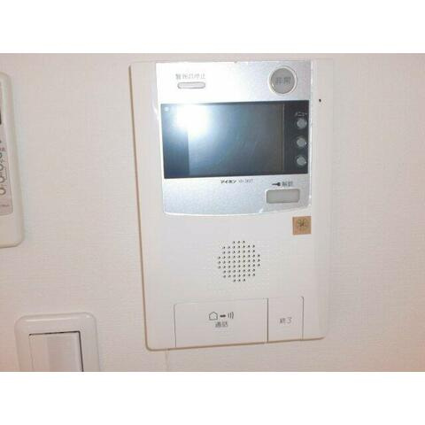 【セキュリティ】 | セントラルパレス | モニター付きインターホンです