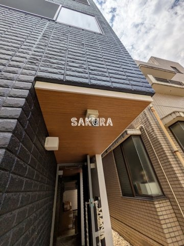 【エントランス】 | ＳＥＮＹＯ　ＳＱＵＡＲＥ　武蔵小杉 | お洒落な建物デザイン♪
