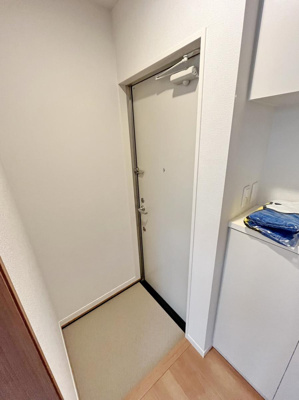 【玄関】シャンブル妻田
