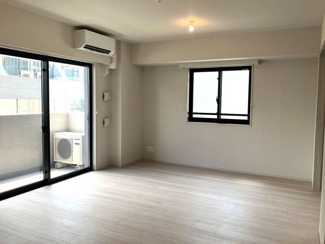 【居間・リビング】 | ティサージュ芝公園 | ※写真は同タイプ住戸です。