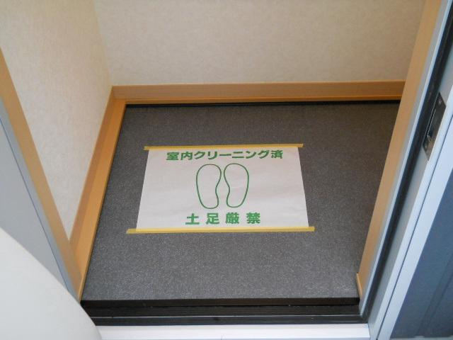 アムパルク羽根木の玄関
