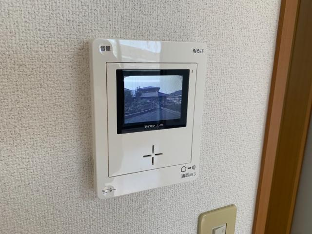キャッスルハイム國重の内装|カメラ付インターホン
