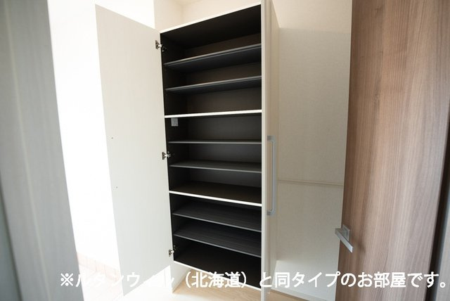インテルノ　ウエストのその他