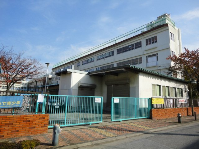 Ｐｅｔｉｔ Ｒｉｖｉｅｒｅ（プティリヴィエール）の周辺|川口市立領家小学校まで249ｍ