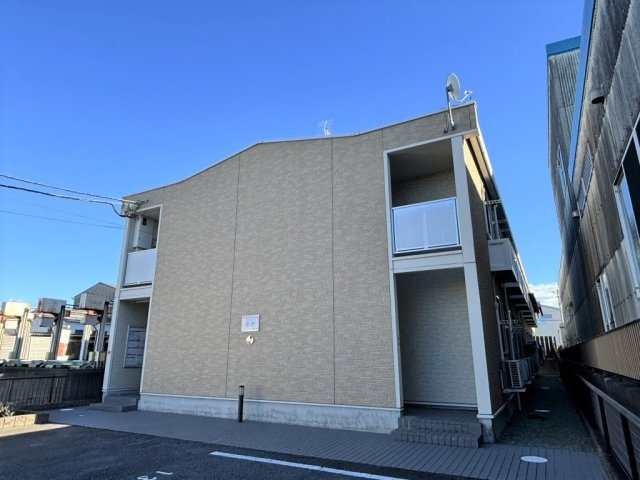 レオパレス高伸の外観