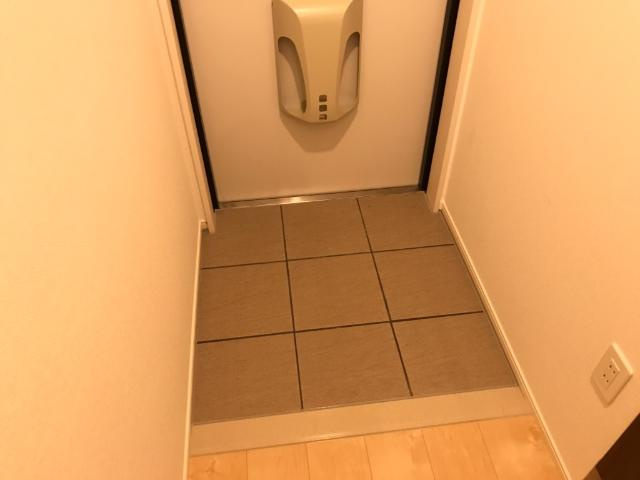ヴェル・クレールくさなぎの玄関|玄関