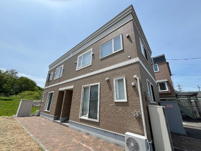 札幌市北区西茨戸四条２丁目のアパートの外観|外観写真（昼）