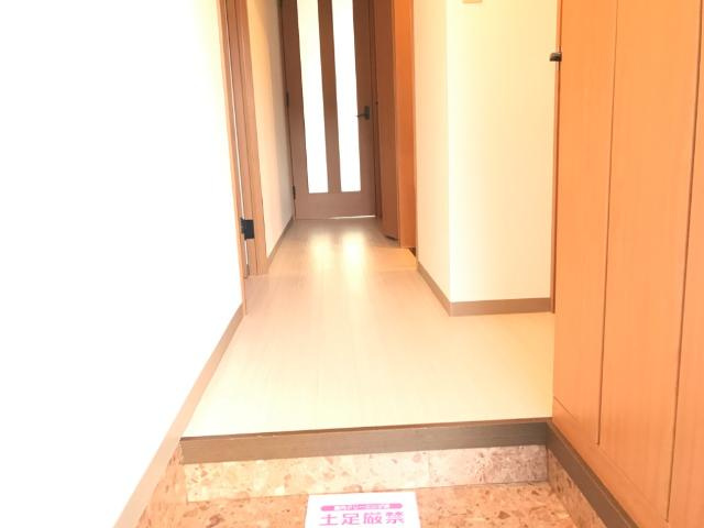 ＭＡＩＳＯＮ　ＣＯＭＦＯＲＣＥの玄関|玄関（イメージ）