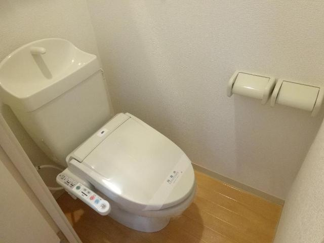 グレイス江北のトイレ|シャワー付トイレ
