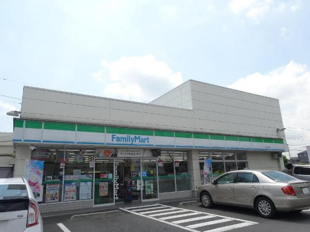 グレイス江北の周辺|ファミリーマート江北三丁目店まで607ｍ