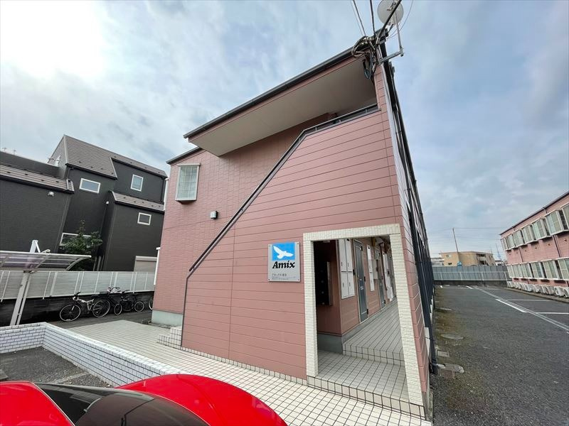 アネックスⅢＢのエントランス