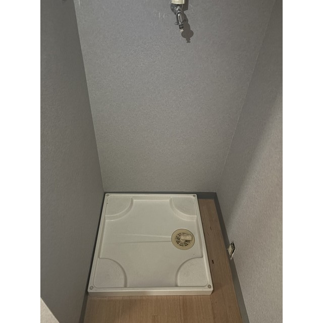 森島八代店舗の洗面所|室内洗濯機置き場