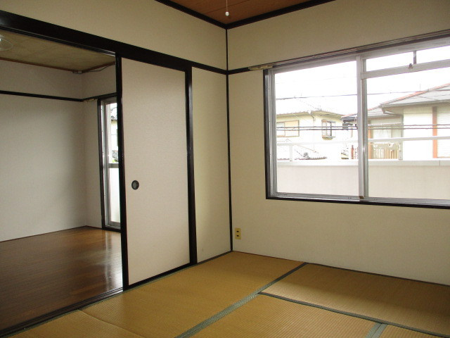 松井マンションの寝室