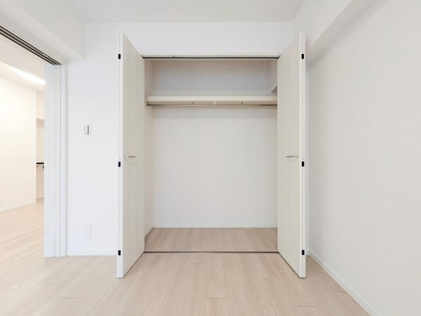 クリオ小机壱番館の収納|クローゼットもあるので収納にも困りません！
荷物が多い方にも安心です。