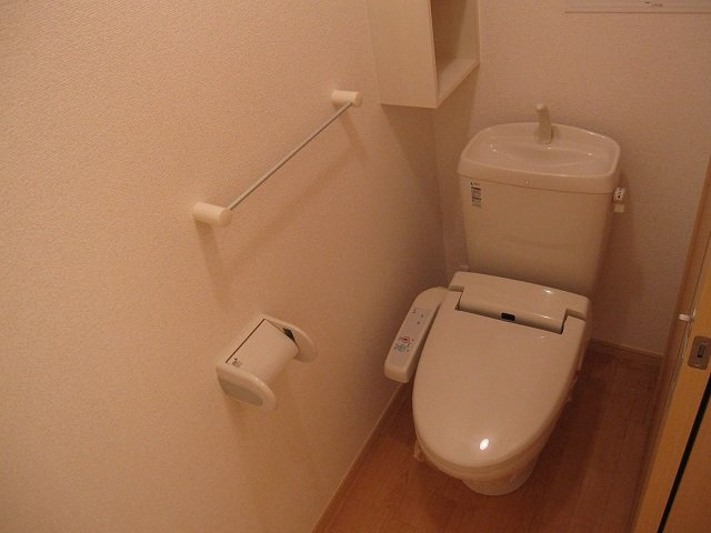 アルモニ－のトイレ|落ち着いたトイレです