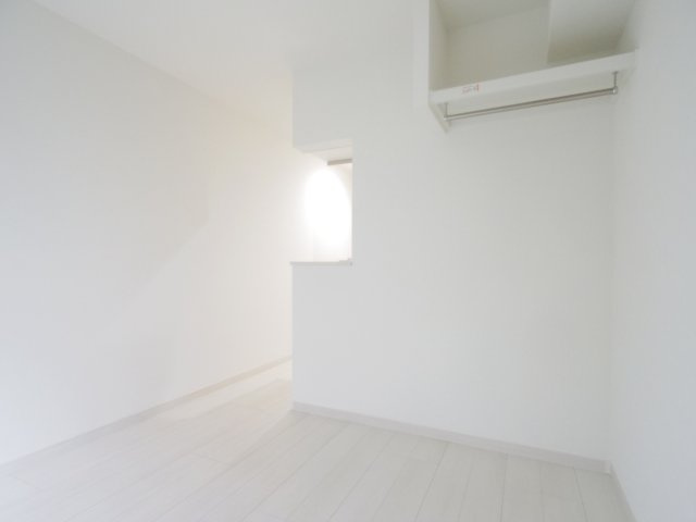 ｔｊ　ｒｅｓｉｄｅｎｃｅ　ＫＩＹＯＳＥの居間・リビング