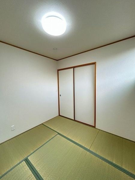 交野市 梅が枝　中古 一戸建ての和室