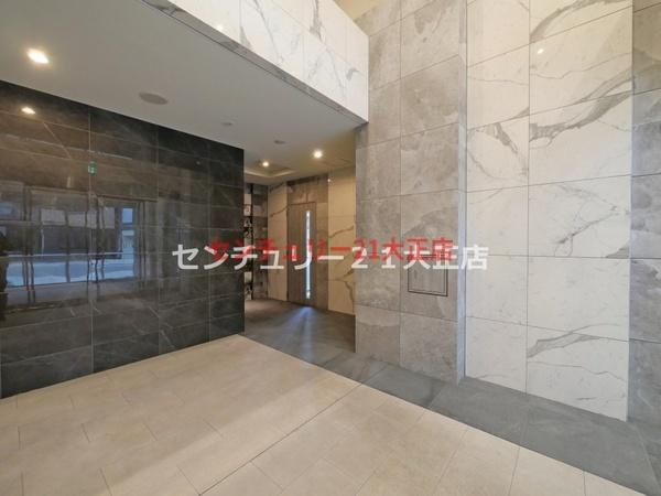 エスリードレジデンス大阪弁天町のエントランス