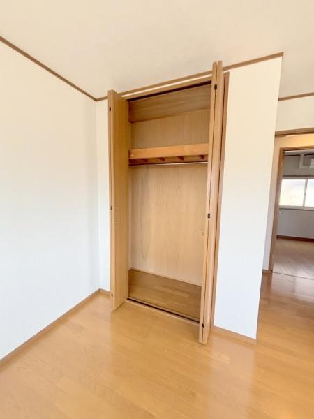 千島一丁目貸家の収納