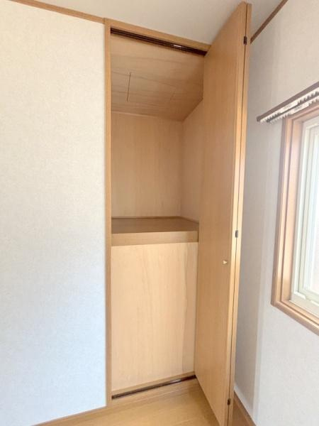 千島一丁目貸家の収納