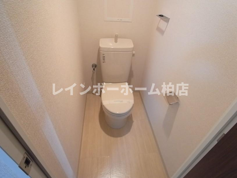 特典：仲介手数料が50％OFFです‼のトイレ|ゆったりとした空間のトイレです