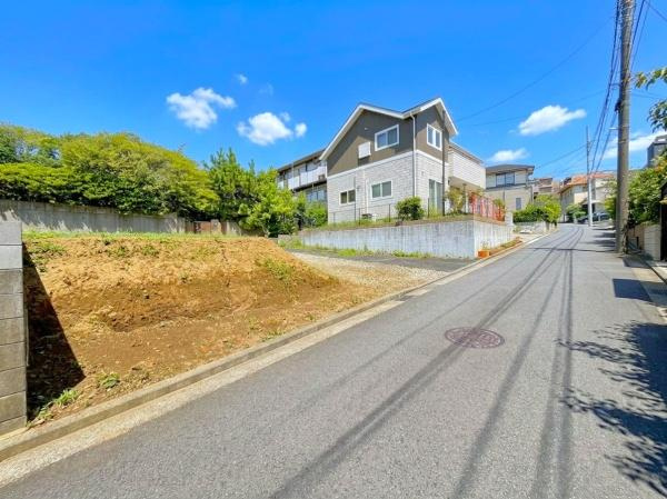 横浜市青葉区市ケ尾町の売地の前面道路含む現地写真