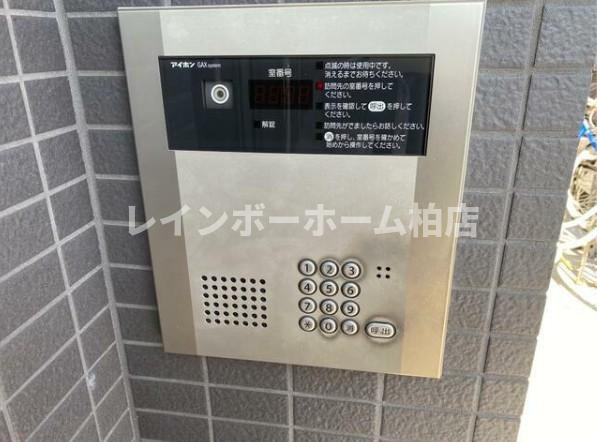 角部屋♪駅チカ♪経済的な都市ガス♪のエントランス|毎日通るエントランスはこのようになっています