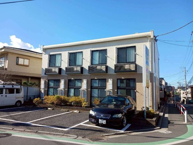 レオパレスすおうの外観