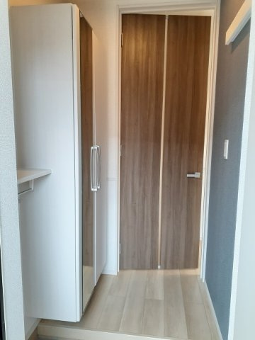 グランデュール　Ｎ　ファインⅡの玄関