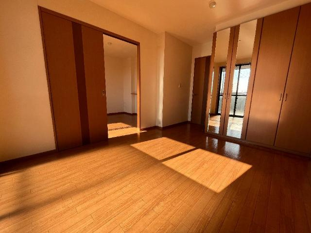 【内装】 | コンフォート | 洋室