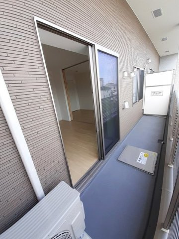 エテルノ貝塚Ｂのバルコニー