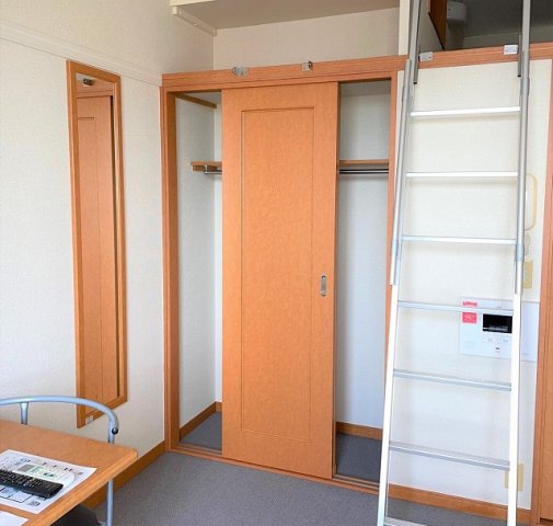 レオパレスレジェンスの内装