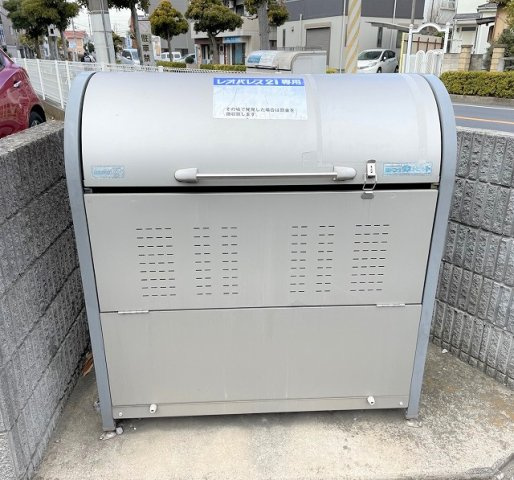 レオパレスレジェンスのその他|専用ゴミ置き場