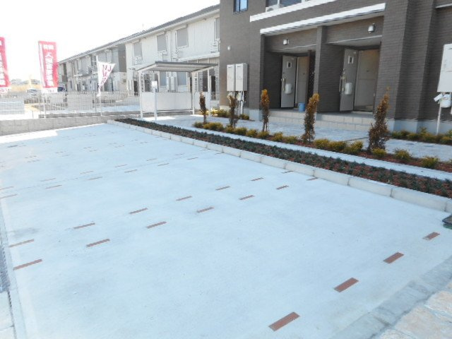 ＵＨ大西の駐車場