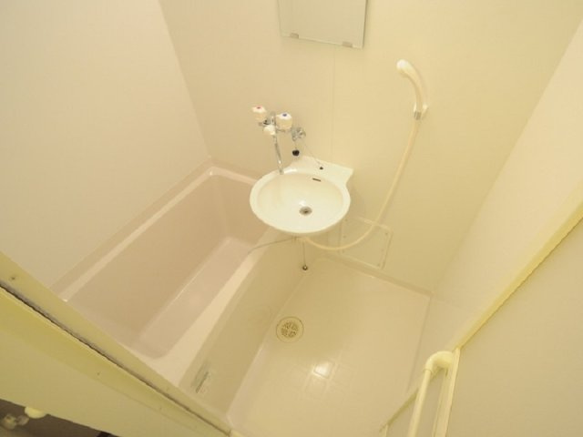 レオパレスエスペーロＫの浴室