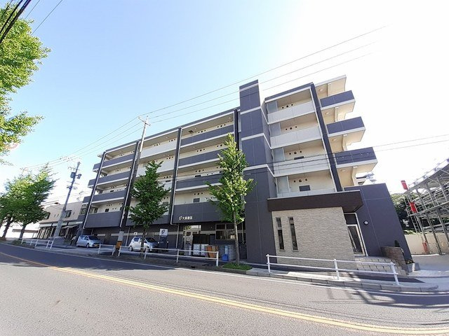 リッチモンド　イーストの外観